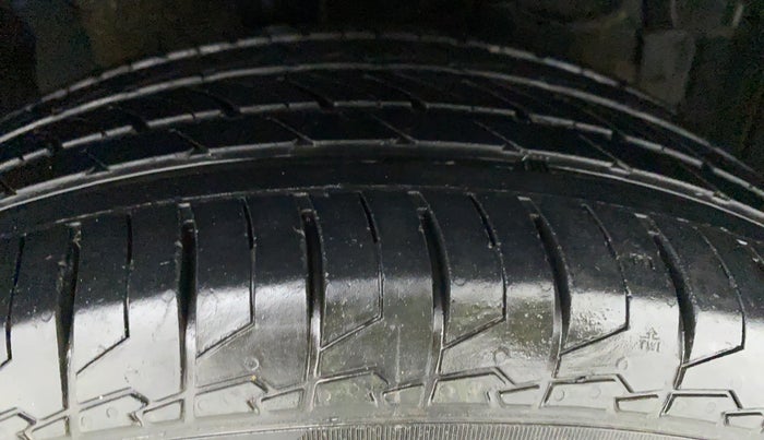 2020 Maruti S Cross ZETA AT 1.5 SHVS, Petrol, Automatic, 25,430 km, Right Front Tyre Tread