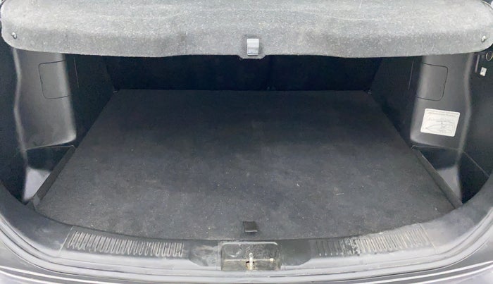 2020 Maruti S Cross ZETA AT 1.5 SHVS, Petrol, Automatic, 25,430 km, Boot Inside