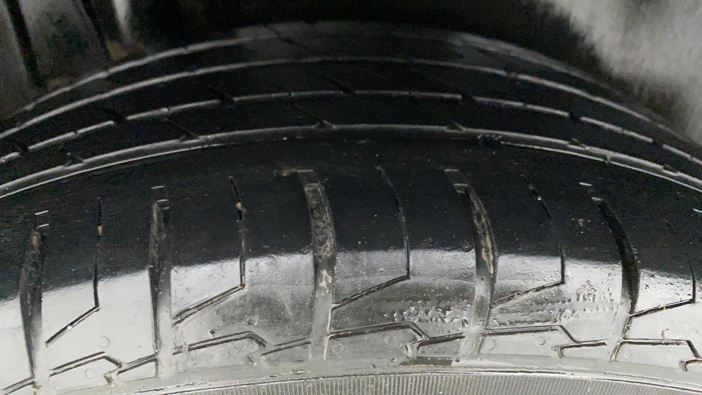 2020 Maruti S Cross ZETA AT 1.5 SHVS, Petrol, Automatic, 25,430 km, Right Rear Tyre Tread