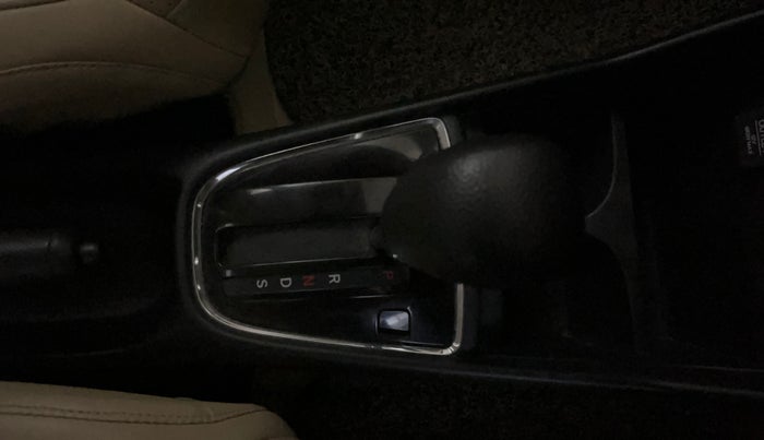 2020 Honda Amaze 1.2L I-VTEC V CVT, Petrol, Automatic, 70,764 km, Gear Lever