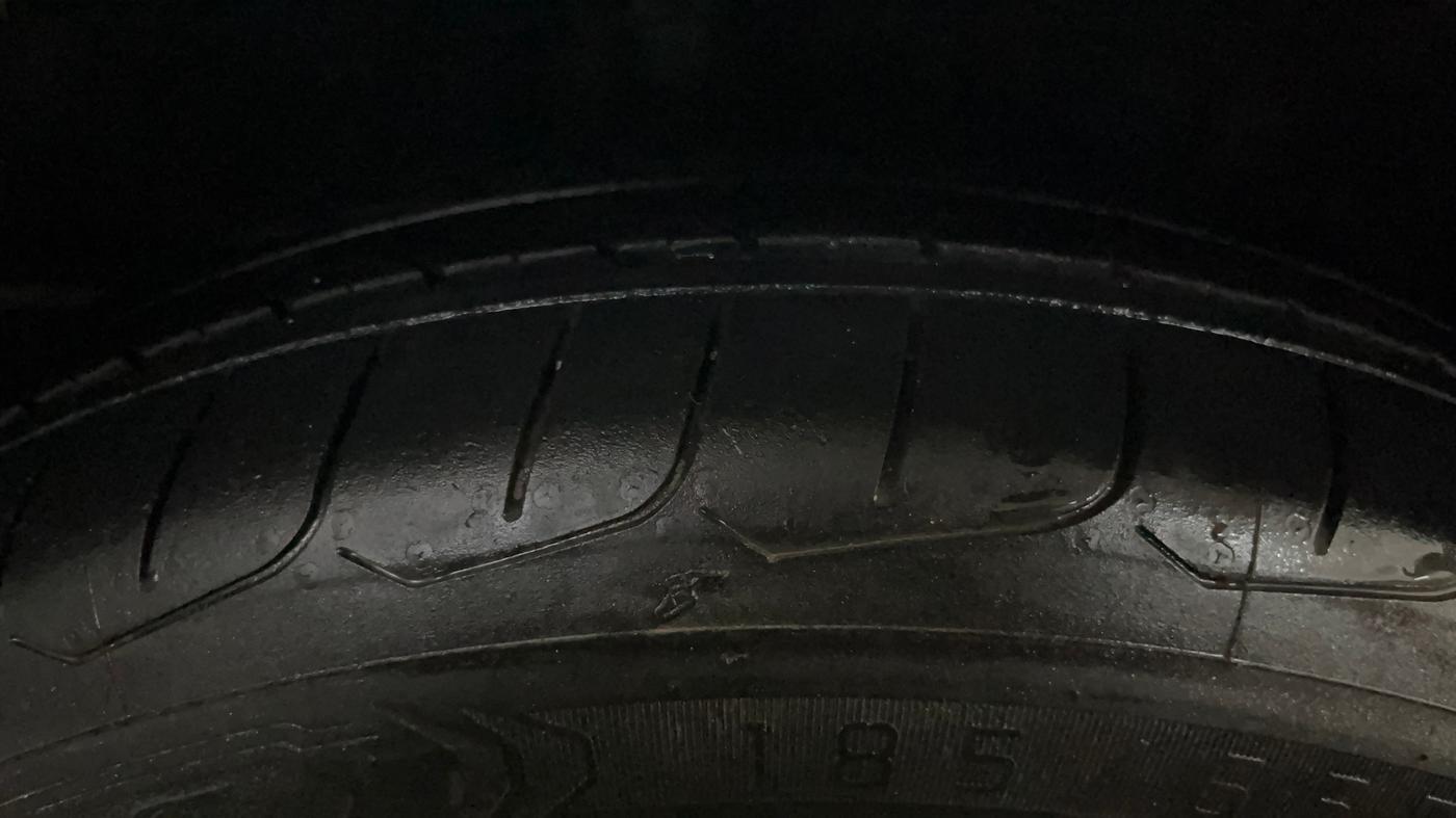 2020 Honda Amaze 1.2L I-VTEC V CVT, Petrol, Automatic, 70,764 km, Right Front Tyre Tread