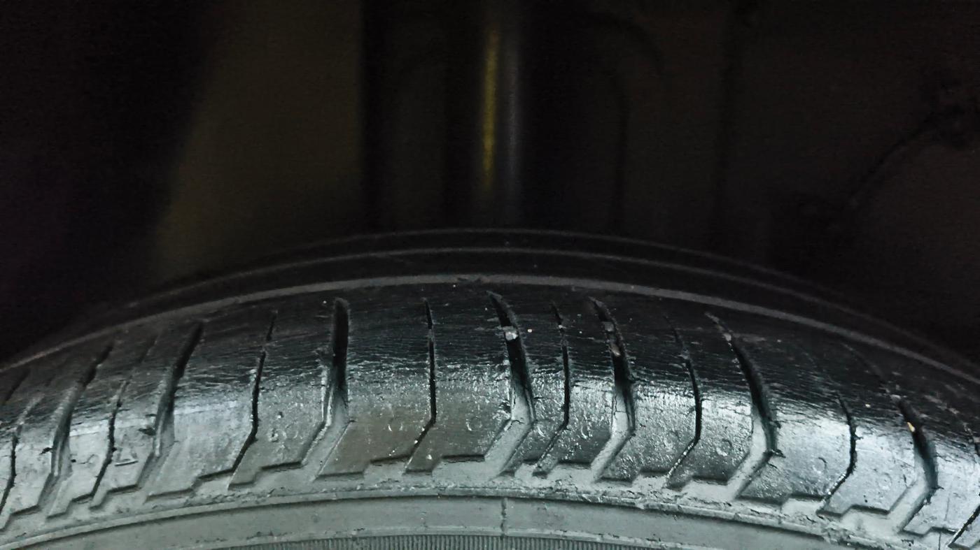 2022 Tata PUNCH ADVENTURE MT, Petrol, Manual, 58,926 km, Right Rear Tyre Tread