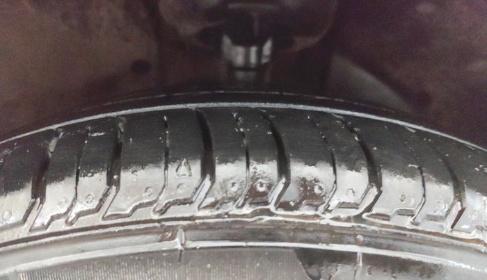 2023 Hyundai NEW I20 ASTA (O) 1.2 AT, Petrol, Automatic, 17,581 km, Right Front Tyre Tread