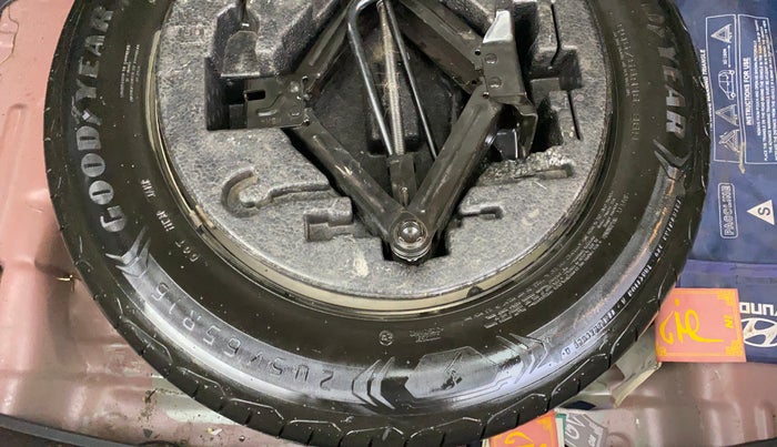 2017 Hyundai Creta E PLUS 1.6 PETROL, Petrol, Manual, 74,816 km, Spare Tyre