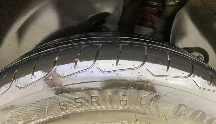 2017 Hyundai Creta E PLUS 1.6 PETROL, Petrol, Manual, 74,816 km, Left Rear Tyre Tread