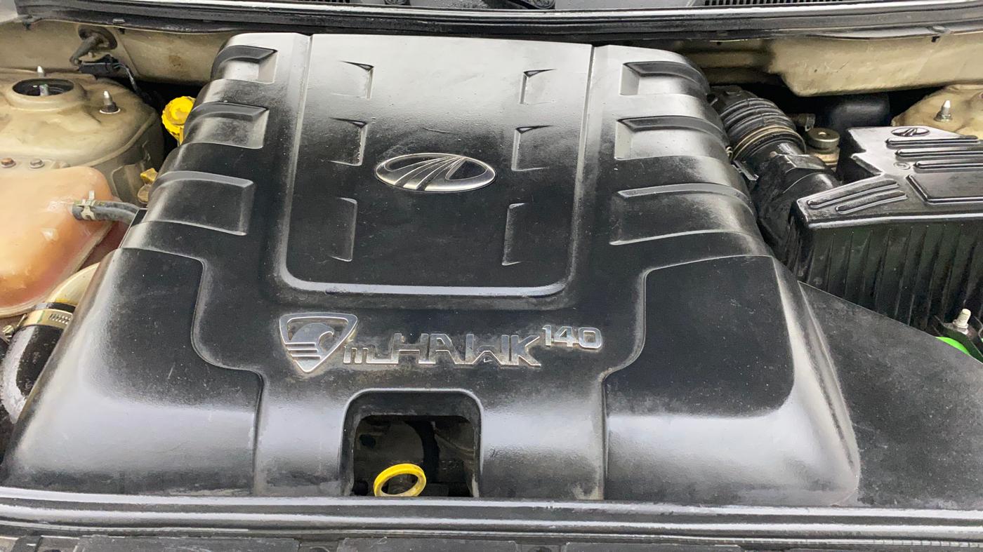 2012 Mahindra XUV500 W8 AWD, Diesel, Manual, 1,23,111 km, Engine View