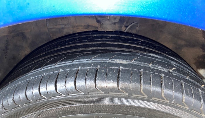 2017 Hyundai Elite i20 ASTA 1.2, Petrol, Manual, 77,893 km, Left Front Tyre Tread