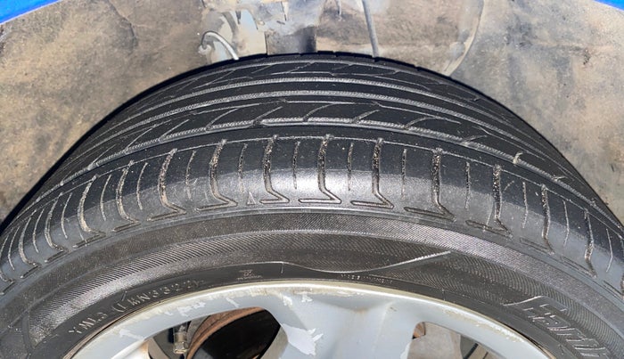 2017 Hyundai Elite i20 ASTA 1.2, Petrol, Manual, 77,893 km, Right Front Tyre Tread