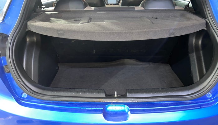 2017 Hyundai Elite i20 ASTA 1.2, Petrol, Manual, 77,893 km, Boot Inside