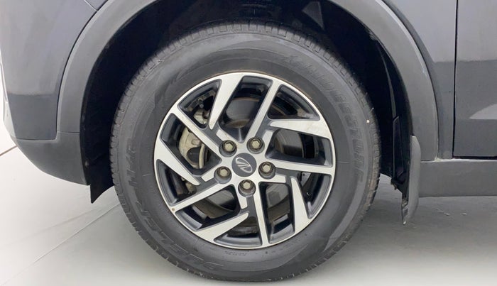 2022 Mahindra XUV300 W8 (O) 1.5 DIESEL, Diesel, Manual, 17,570 km, Left Front Wheel