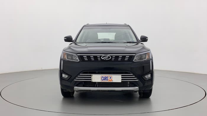 2022 Mahindra XUV300 W8 (O) 1.5 DIESEL, Diesel, Manual, 17,570 km, Front