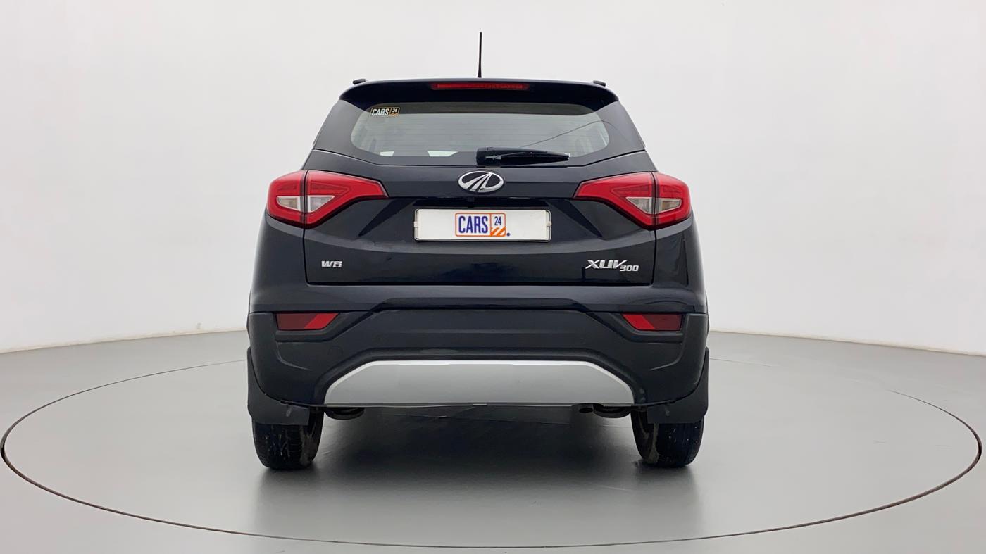 2022 Mahindra XUV300 W8 (O) 1.5 DIESEL, Diesel, Manual, 17,570 km, Back/Rear