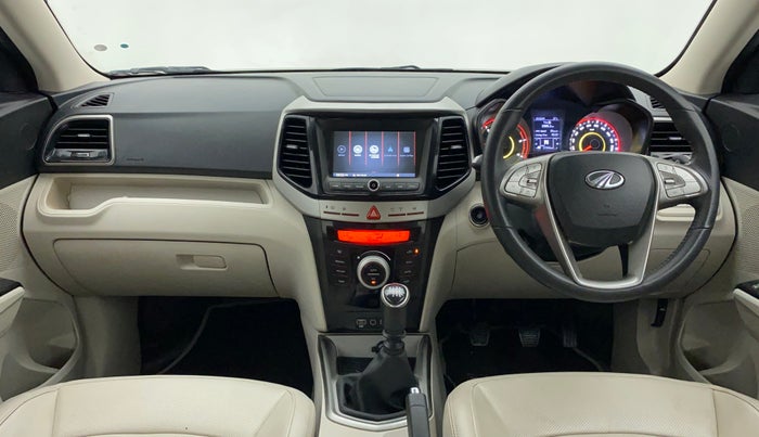 2022 Mahindra XUV300 W8 (O) 1.5 DIESEL, Diesel, Manual, 17,570 km, Dashboard