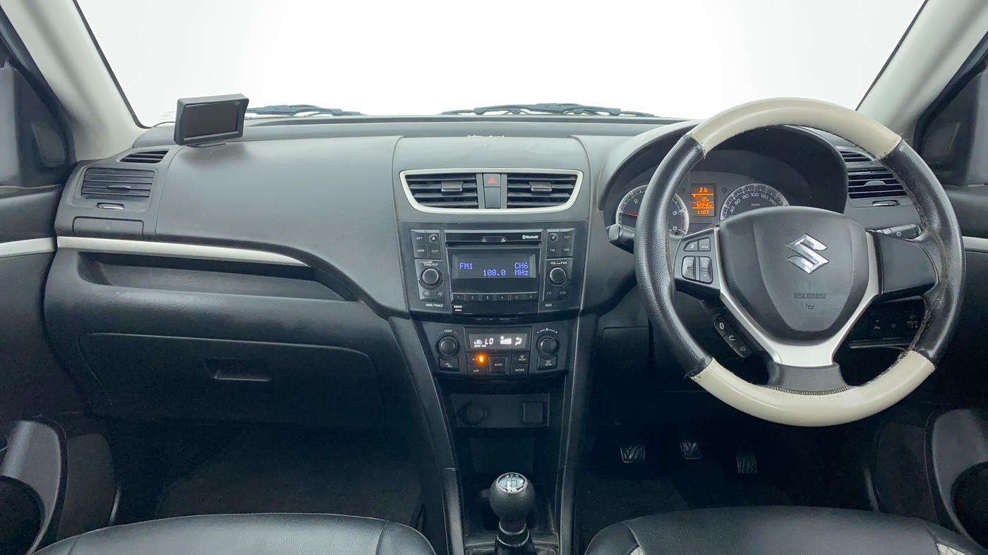 2017 Maruti Swift ZDI, Diesel, Manual, 51,607 km, Dashboard