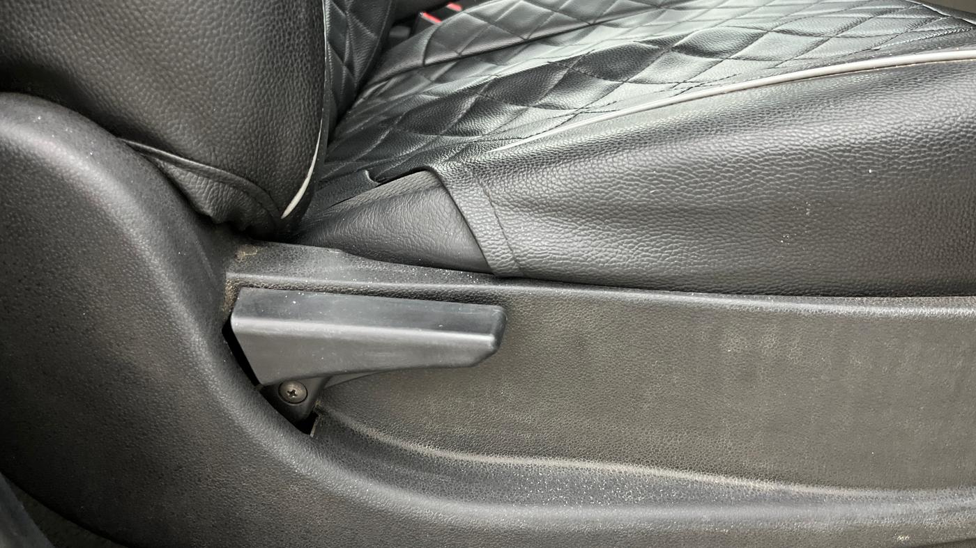 2019 Tata Tiago XZA PETROL, Petrol, Automatic, 38,377 km, Driver Side Adjustment Panel
