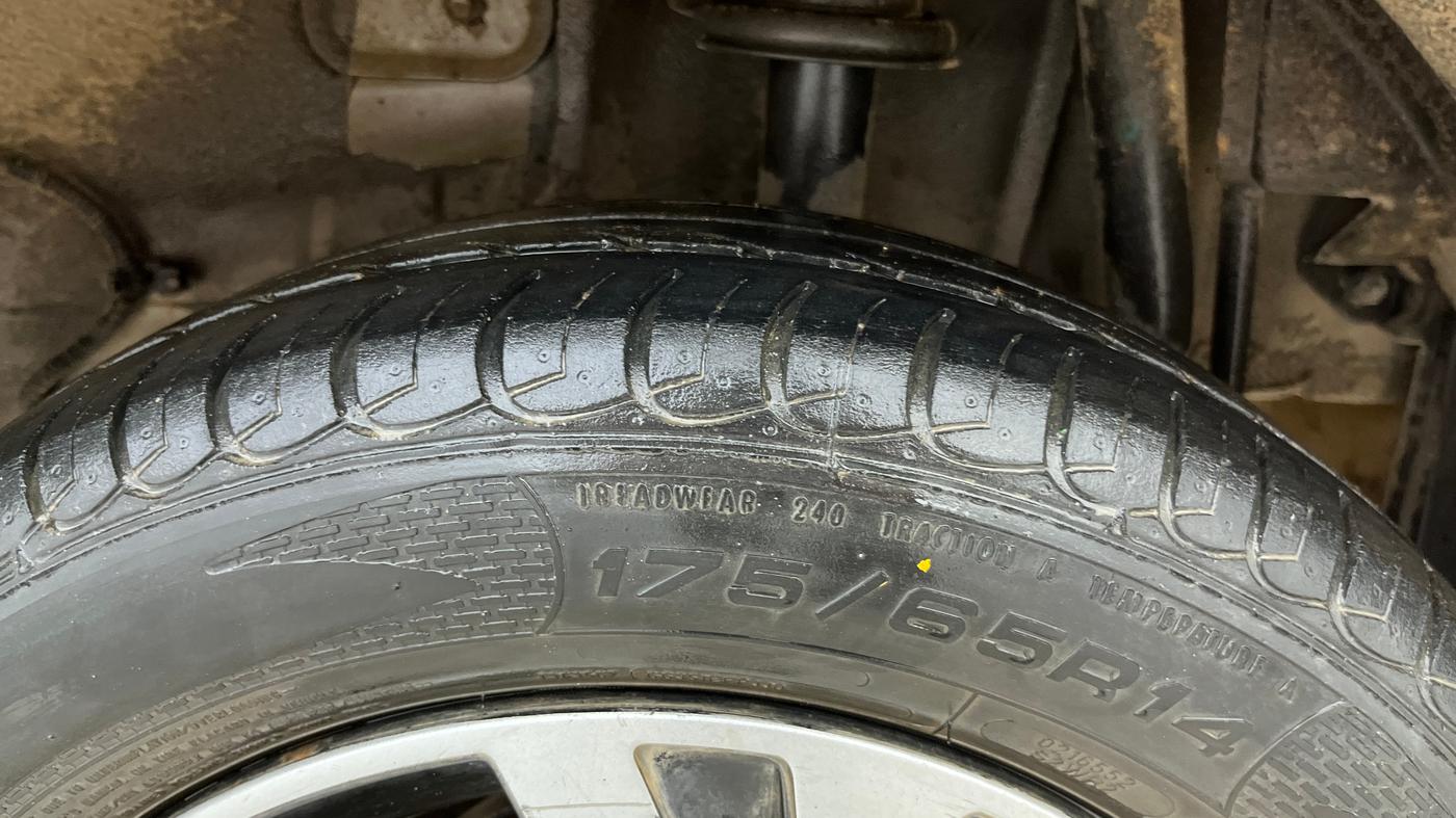 2019 Tata Tiago XZA PETROL, Petrol, Automatic, 38,377 km, Left Rear Tyre Tread