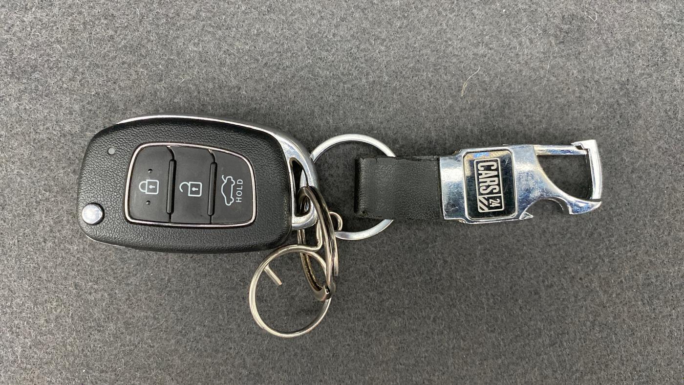 2020 Hyundai GRAND I10 NIOS SPORTZ PETROL, Petrol, Manual, 8,222 km, Key Close Up