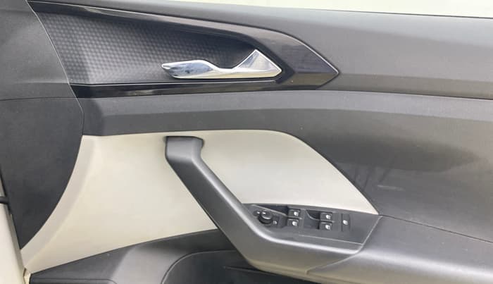 2021 Skoda KUSHAQ STYLE 1.5L TSI DSG, Petrol, Automatic, 1,13,066 km, Driver Side Door Panels Control