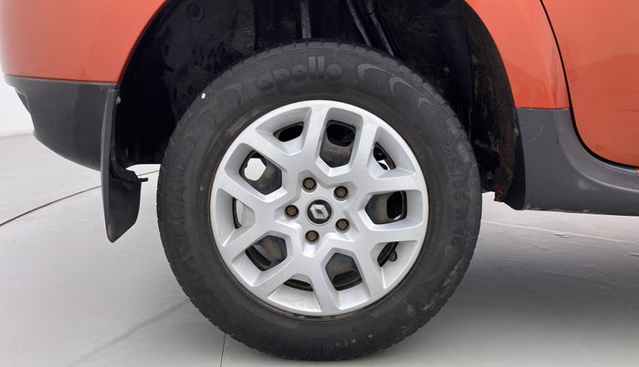 2016 Renault Duster RXL PETROL 104, Petrol, Manual, 55,728 km, Right Rear Wheel