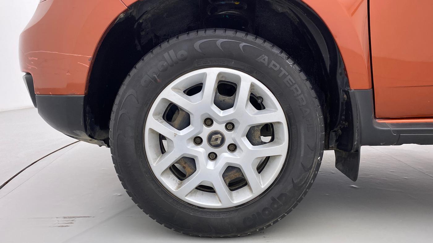 2016 Renault Duster RXL PETROL 104, Petrol, Manual, 55,728 km, Left Front Wheel