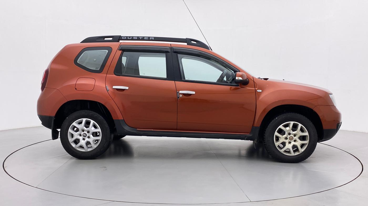 2016 Renault Duster RXL PETROL 104, Petrol, Manual, 55,728 km, Right Side View