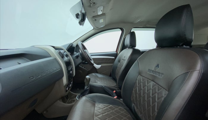 2016 Renault Duster RXL PETROL 104, Petrol, Manual, 55,728 km, Right Side Front Door Cabin