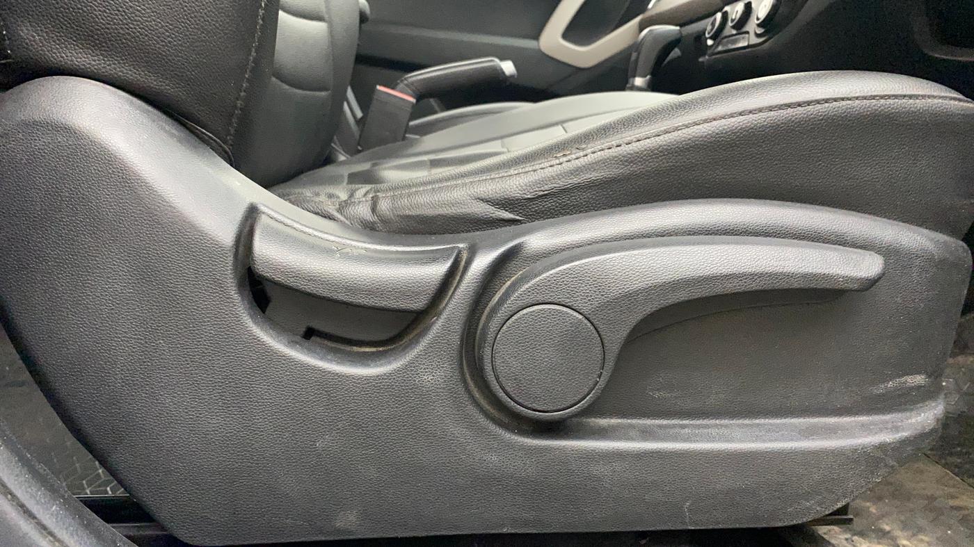 2019 Hyundai Creta S AT 1.6 DIESEL, Diesel, Automatic, 54,293 km, Driver Side Adjustment Panel