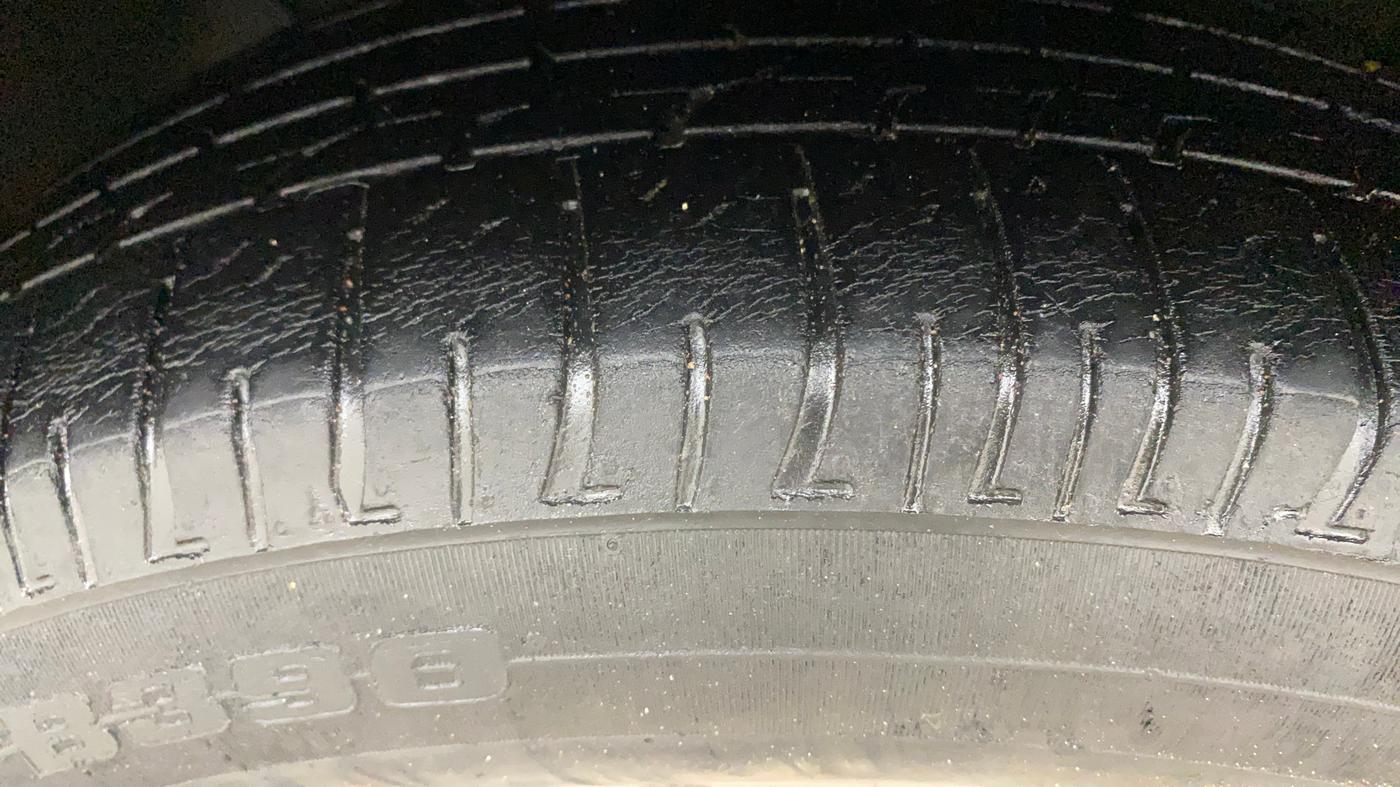 2019 Hyundai Creta S AT 1.6 DIESEL, Diesel, Automatic, 54,293 km, Left Front Tyre Tread