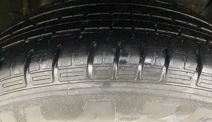 2019 Hyundai Creta S AT 1.6 DIESEL, Diesel, Automatic, 52,712 km, Right Front Tyre Tread