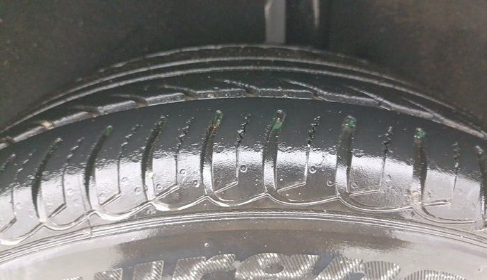 2016 Ford Ecosport TITANIUM 1.5L PETROL AT, Petrol, Automatic, 71,030 km, Left Rear Tyre Tread