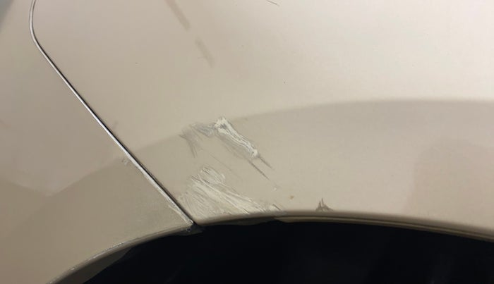 2015 Maruti Ciaz ZXI+, Petrol, Manual, 1,19,022 km, Right quarter panel - Minor scratches