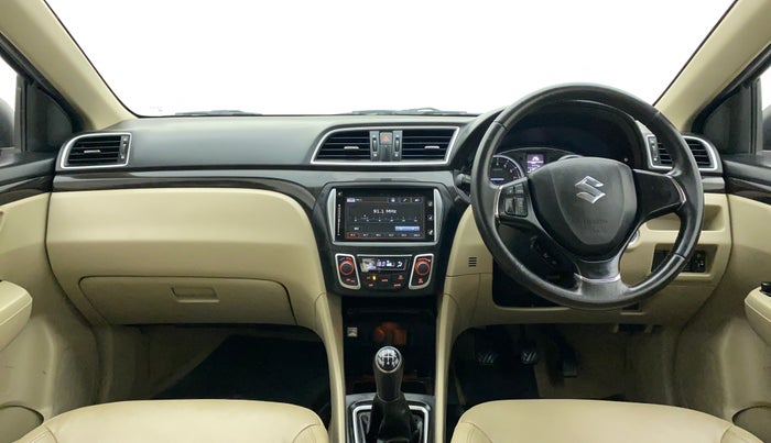 2015 Maruti Ciaz ZXI+, Petrol, Manual, 1,19,022 km, Dashboard