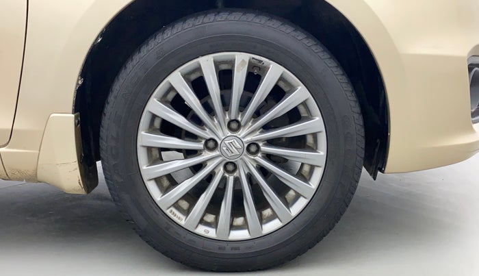 2015 Maruti Ciaz ZXI+, Petrol, Manual, 1,19,022 km, Right Front Wheel
