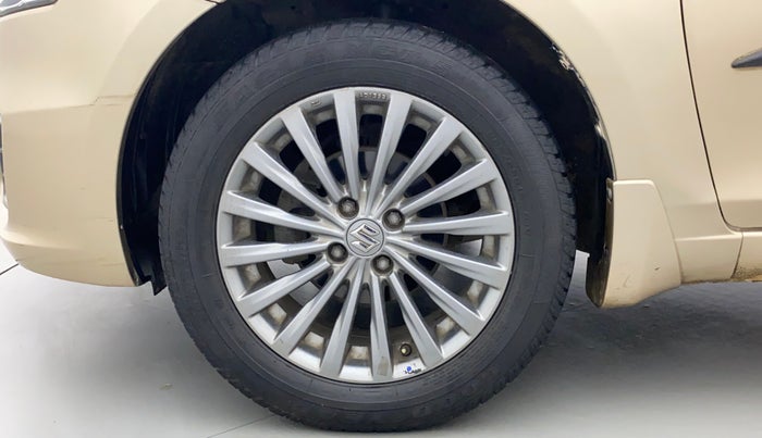 2015 Maruti Ciaz ZXI+, Petrol, Manual, 1,19,022 km, Left Front Wheel