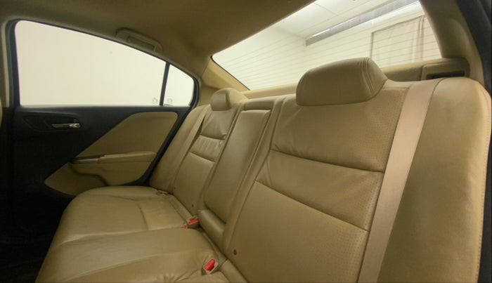 2016 Honda City 1.5L I-VTEC VX CVT, Petrol, Automatic, 73,390 km, Right Side Rear Door Cabin