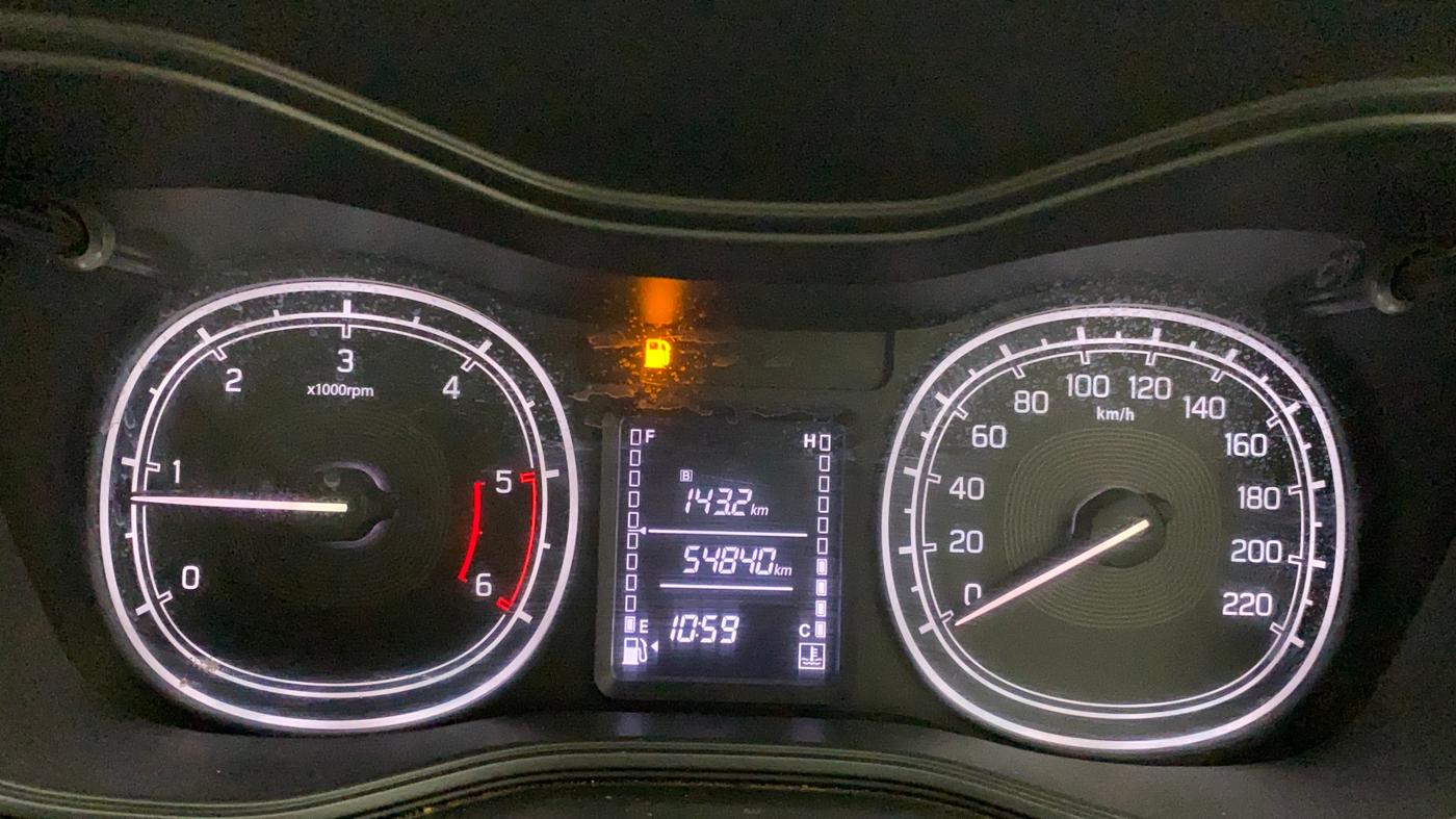 2016 Maruti Vitara Brezza VDI, Diesel, Manual, 54,840 km, Odometer Image