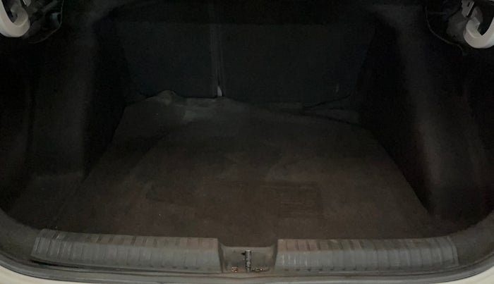 2023 Skoda SLAVIA STYLE 1.0L TSI AT, Petrol, Automatic, 37,294 km, Boot Inside