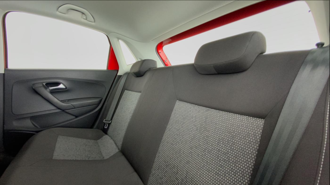 2018 Volkswagen Polo COMFORTLINE 1.0 PETROL, Petrol, Manual, 27,132 km, Right Side Rear Door Cabin