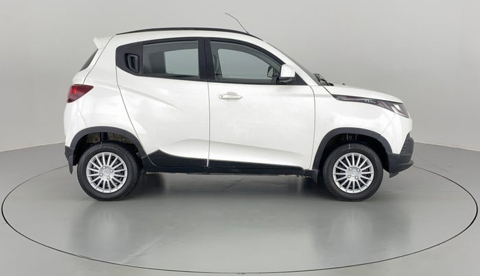 2016 Mahindra Kuv100 K6+ 6 STR, Petrol, Manual, 61,590 km, Right Side View