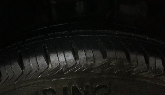 2021 Tata Tiago XE PETROL, CNG, Manual, 64,510 km, Right Front Tyre Tread