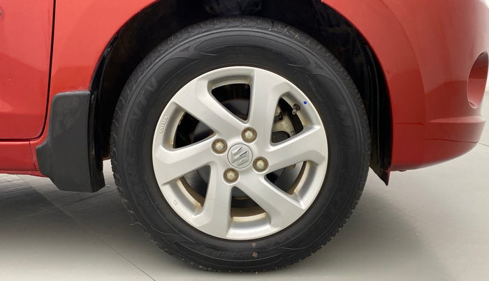 2017 Maruti Celerio ZXI (O), Petrol, Manual, 3,961 km, Right Front Wheel