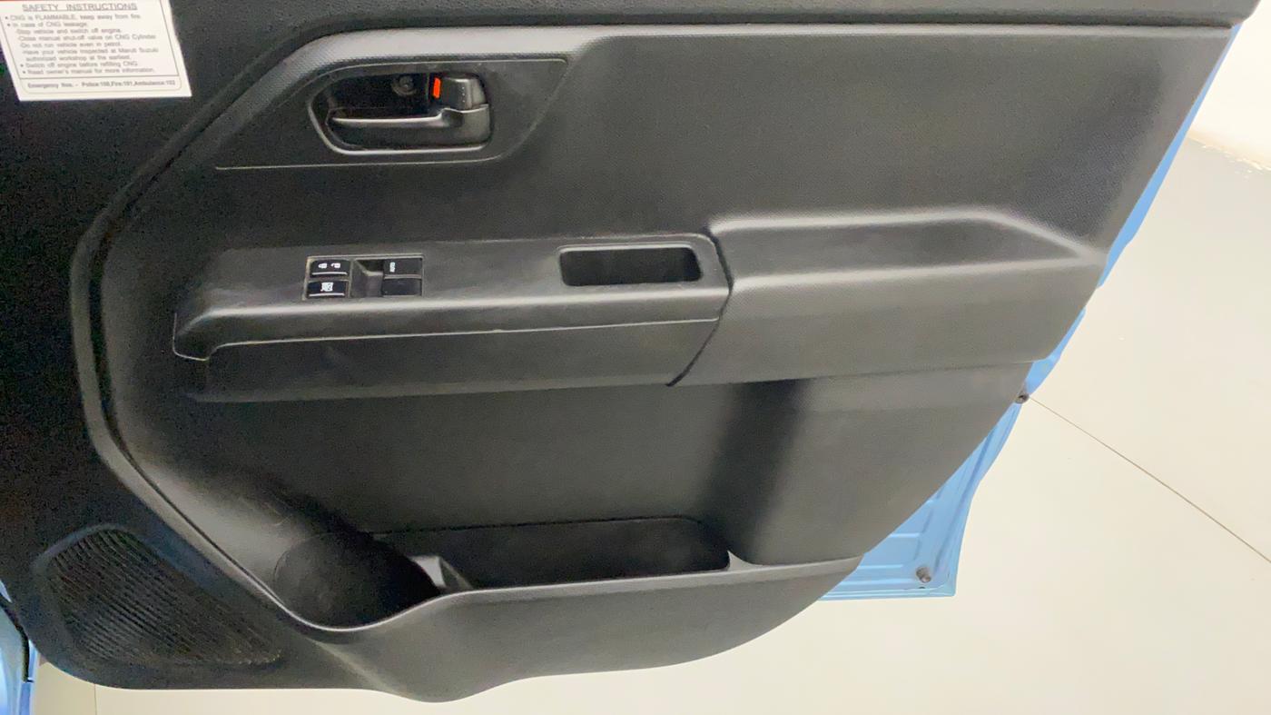 2021 Maruti New Wagon-R LXI CNG 1.0, CNG, Manual, 88,861 km, Driver Side Door Panels Control