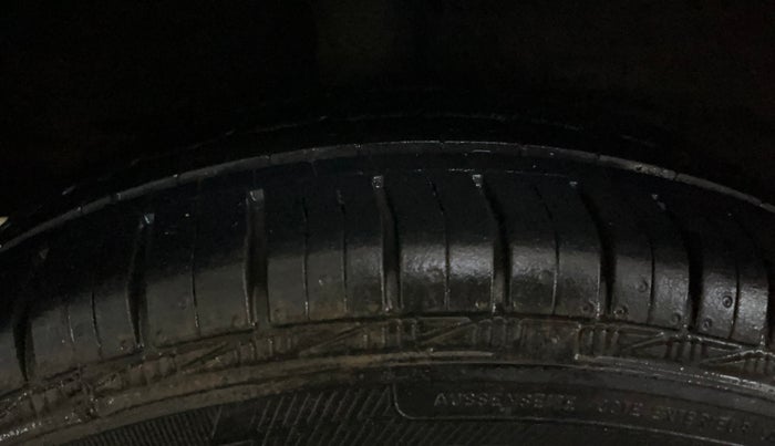 2017 Hyundai Grand i10 ERA 1.2 KAPPA VTVT, Petrol, Manual, 62,175 km, Right Rear Tyre Tread