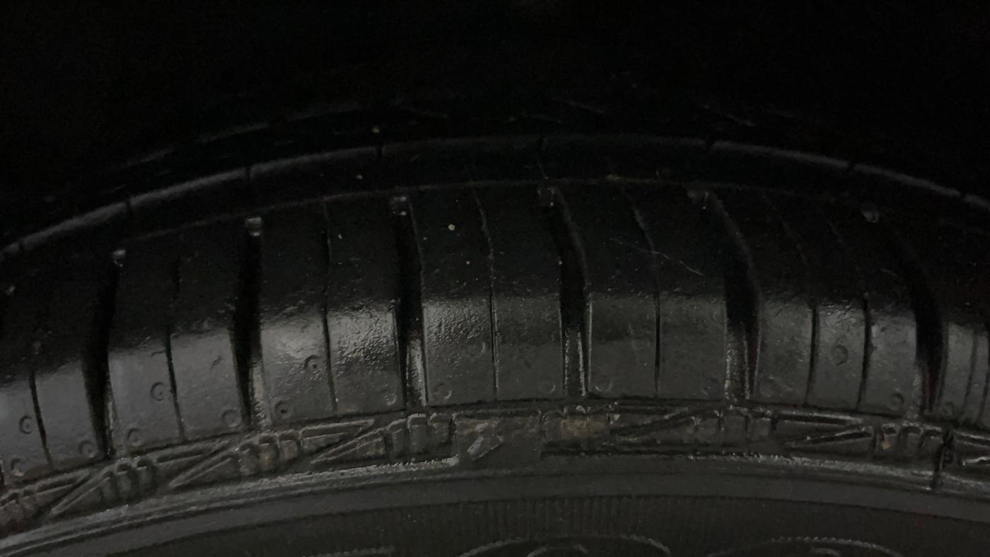 2017 Hyundai Grand i10 ERA 1.2 KAPPA VTVT, Petrol, Manual, 62,108 km, Left Front Tyre Tread