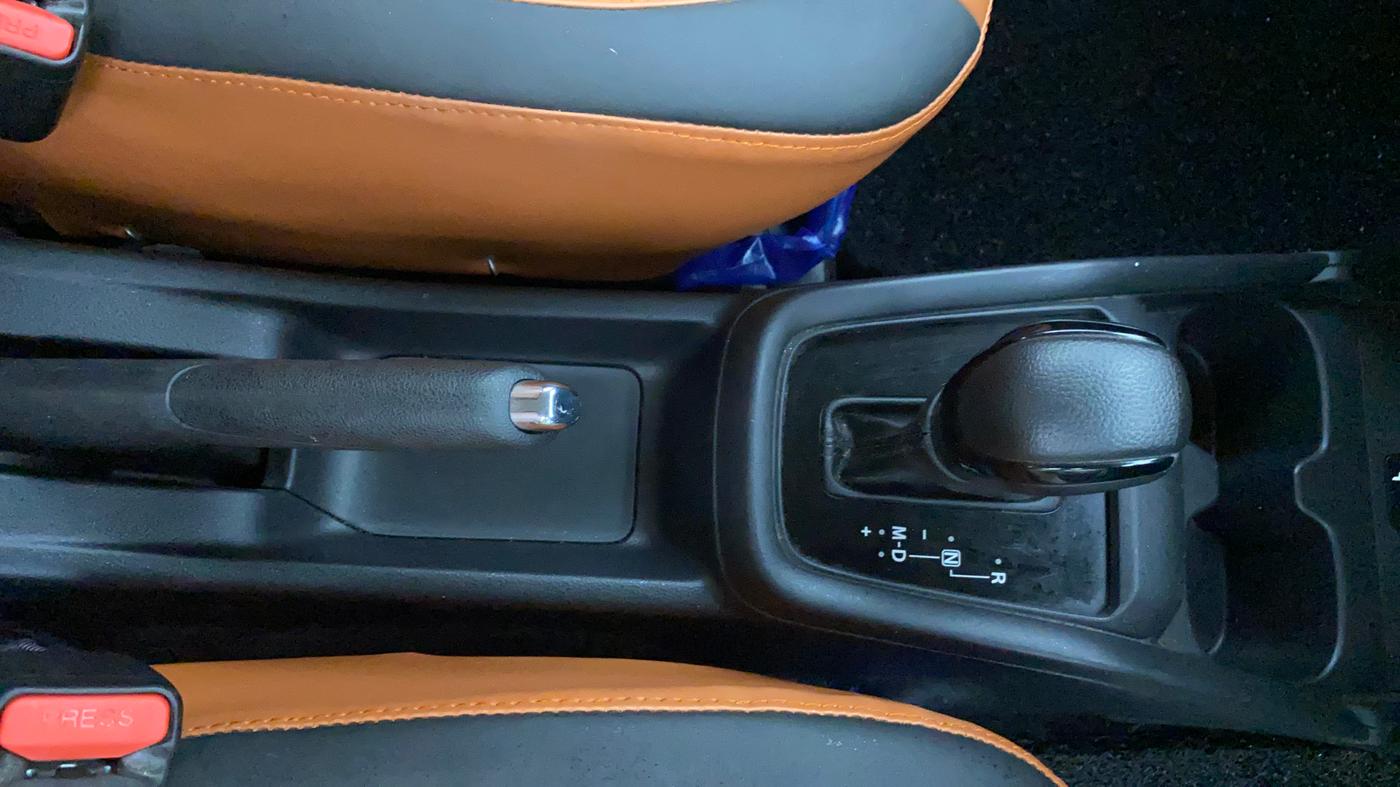 2024 Maruti Swift ZXi AMT, Petrol, Automatic, 17,615 km, Gear Lever