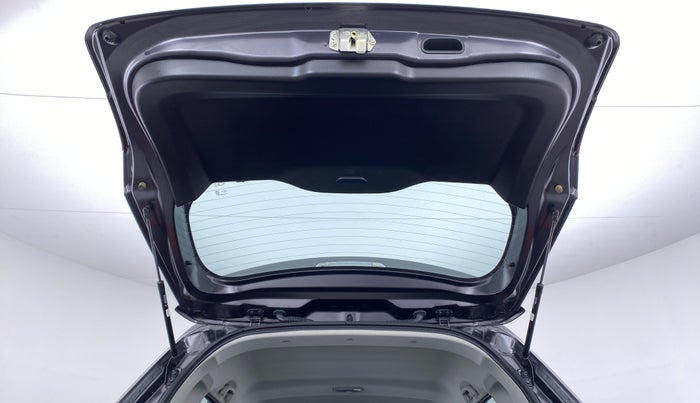 2022 Maruti BREZZA ZXI + SMART HYBRID, Petrol, Manual, 9,771 km, Boot Door Open