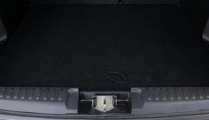 2022 Maruti BREZZA ZXI + SMART HYBRID, Petrol, Manual, 9,771 km, Boot Inside