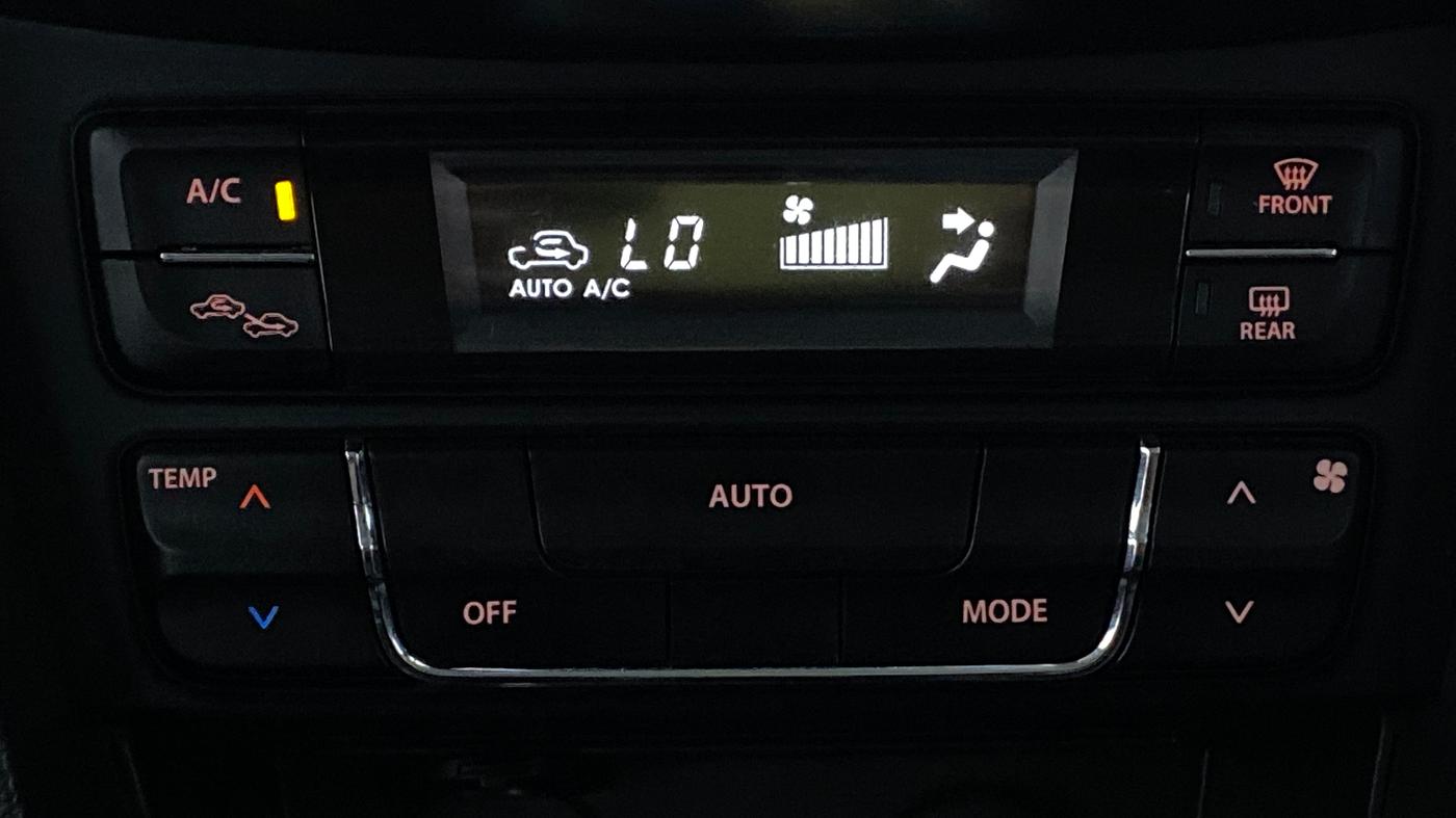 2022 Maruti BREZZA ZXI + SMART HYBRID, Petrol, Manual, 9,771 km, Automatic Climate Control