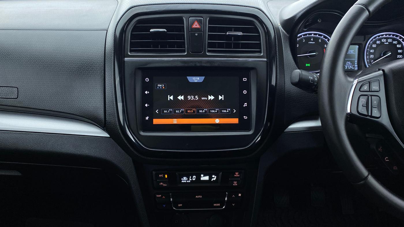 2022 Maruti BREZZA ZXI + SMART HYBRID, Petrol, Manual, 9,771 km, Air Conditioner
