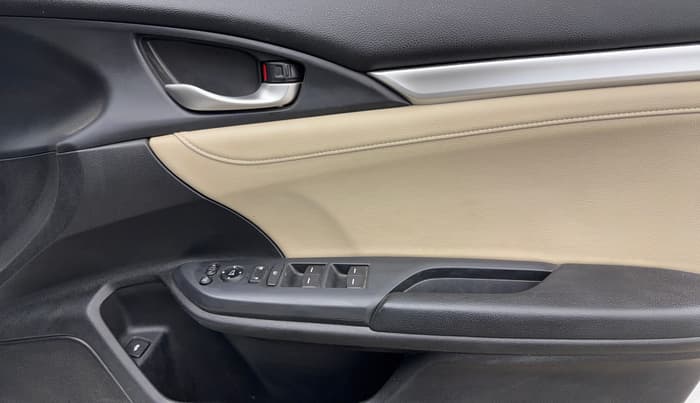 2019 Honda Civic 1.8L I-VTEC VX CVT, Petrol, Automatic, 72,924 km, Driver Side Door Panels Control